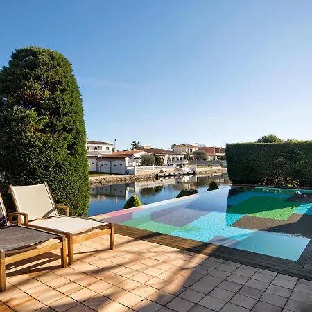 Holiday Colores By Interhome Holiday home Empuriabrava