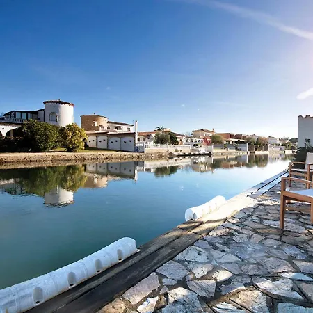 Holiday Colores Ampuriabrava