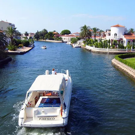 Holiday Colores By Interhome * Empuriabrava